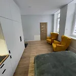 Airport Lux Apartment 30 Self Check-In Free Parking
