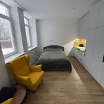 Airport Lux Apartment 30 Self Check-In Free Parking